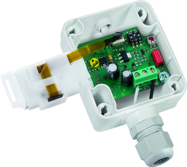 THERMASGARD ALTM2-U LCD, mit geöffneter Abdeckung und LCD-Anzeige - S+S Regeltechnik